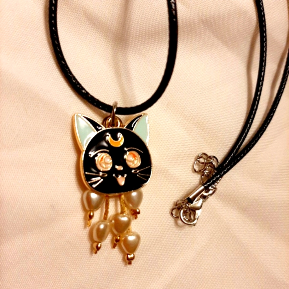 Sailormoon Luna black cat necklace new